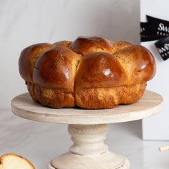 Rosh Hashanah Gourmet Challah & Moscato Gift Box 3